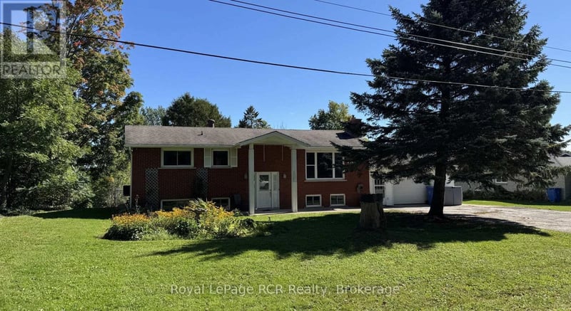 105 Maple Grove Lane, Georgian Bluffs, Ontario, N4K0G2, Georgian Bluffs, Ontario — photo 1 of 5