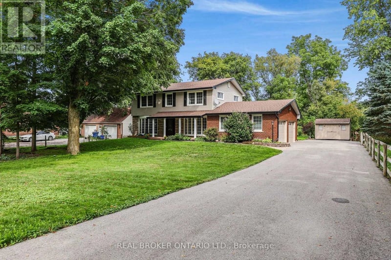 18939 McCowan Road, East Gwillimbury (Mt Albert), Ontario, L0G1M0, East Gwillimbury (Mt Albert), Ontario — photo 1 of 5