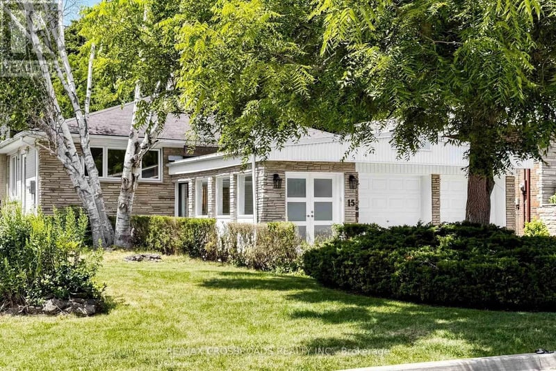 15 Alamosa Drive, Toronto (Bayview Village), Ontario, M2J2N6, Toronto (Bayview Village), Ontario — photo 1 of 5