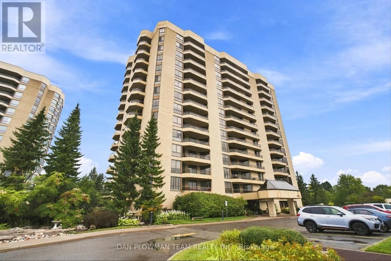 #1003 900 Wilson Road North, Oshawa (Centennial), Ontario, L1G7T2, Oshawa (Centennial), Ontario — photo 1 of 5
