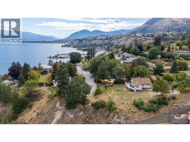 14602 Fisher Close, Summerland, British Columbia, V0H1Z1, Summerland, British Columbia — photo 1 of 5