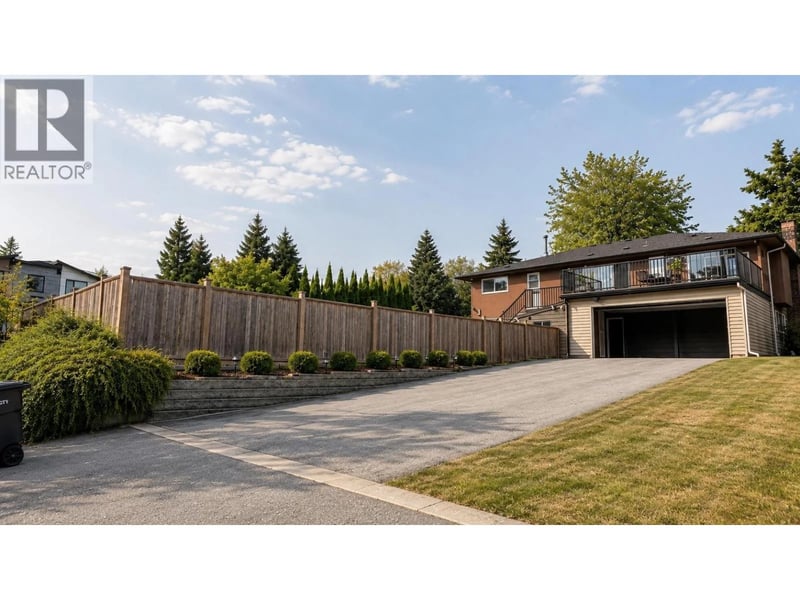 7940 BURNLAKE Drive, Burnaby, British Columbia, V5A2G4, Burnaby, British Columbia — photo 1 of 5