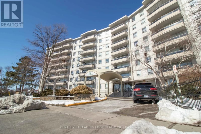 #703 80 Grandravine Drive, Toronto (York University Heights), Ontario, M3J1B2, Toronto (York University Heights), Ontario — photo 1 of 5