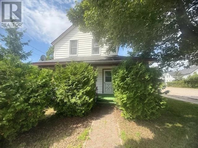 37 Hawkins ST, Blind River, Ontario, P0R1B0, Blind River, Ontario — photo 1 of 5