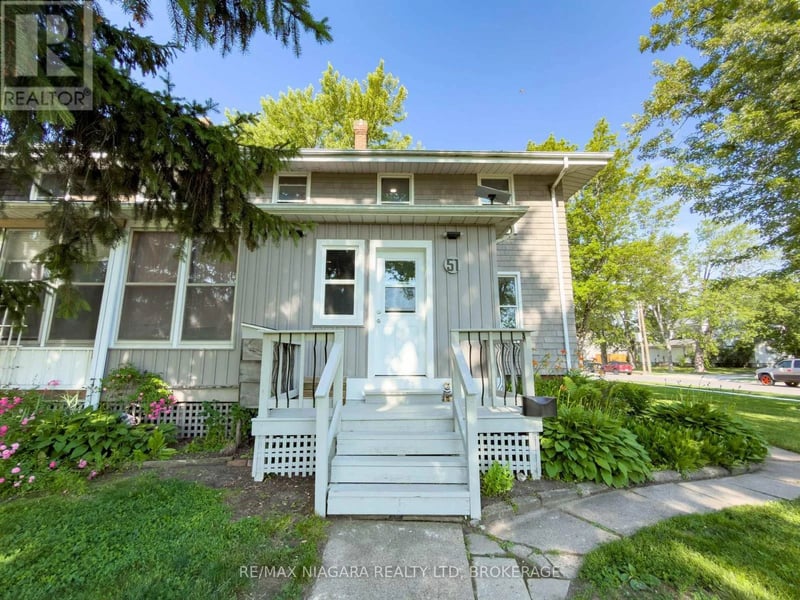 51 Plymouth Road, Welland (Lincoln/Crowland), Ontario, L3B3C5, Welland (Lincoln/Crowland), Ontario — photo 1 of 5