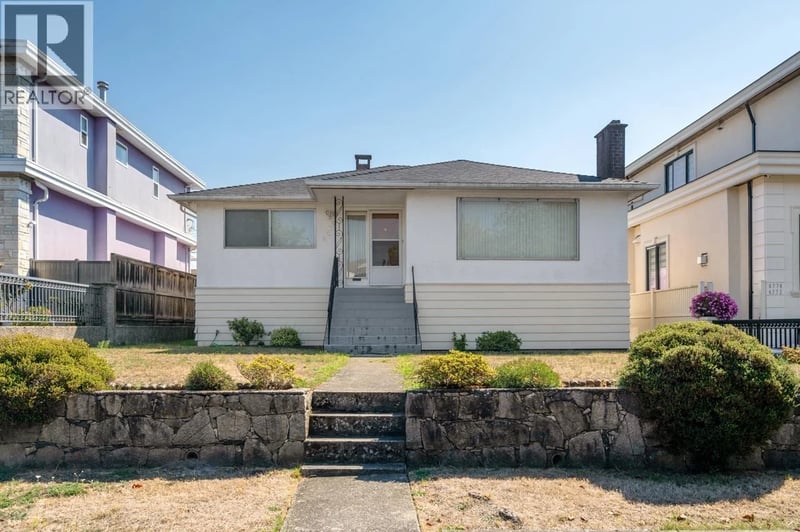 6758 KILLARNEY Street, Vancouver, British Columbia, V5S2Y3, Vancouver, British Columbia — photo 1 of 5