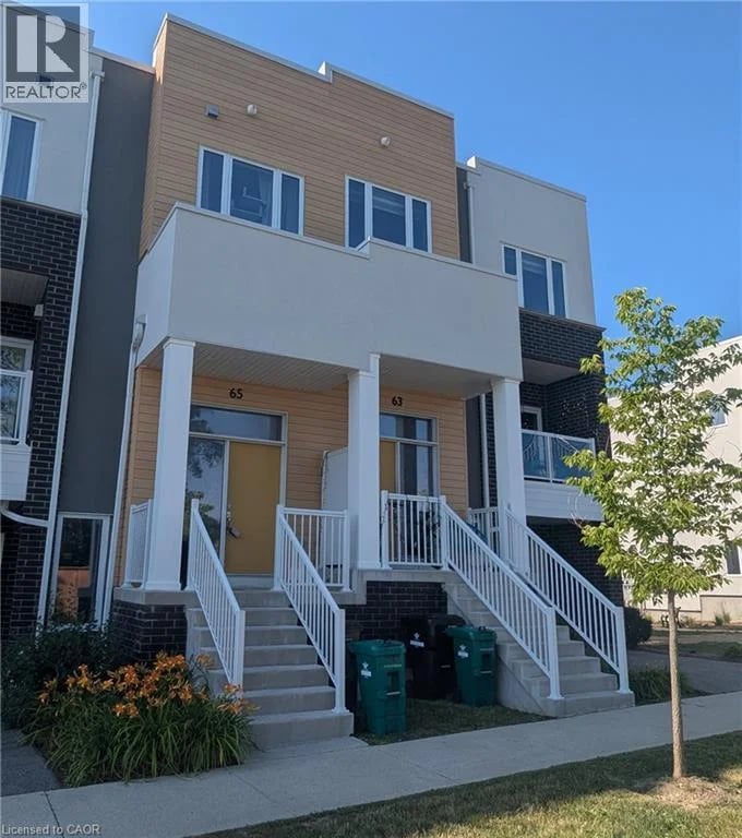 65 PROGRESS Crescent, Kitchener, Ontario, N2R0R7, Kitchener, Ontario — photo 1 of 5