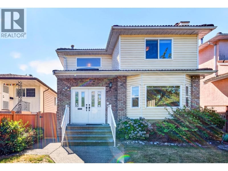 6673 GLADSTONE Street, Vancouver, British Columbia, V5P4E8, Vancouver, British Columbia — photo 1 of 5