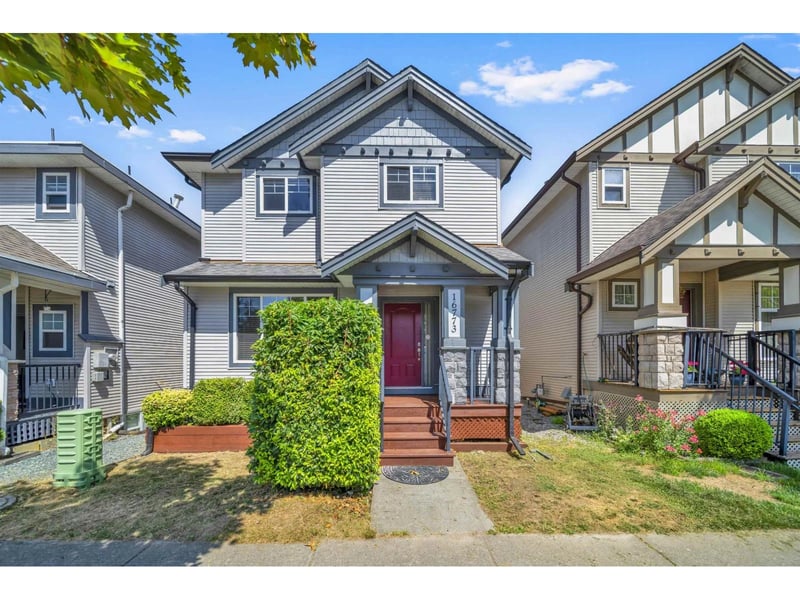 16773 63 Avenue, Surrey, British Columbia, V3S1X3, Surrey, British Columbia — photo 1 of 5