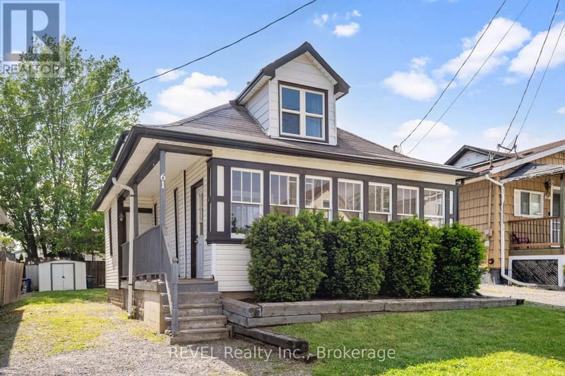 61 Patricia Street, Thorold (Thorold Downtown), Ontario, L2V3V9, Thorold (Thorold Downtown), Ontario — photo 1 of 5