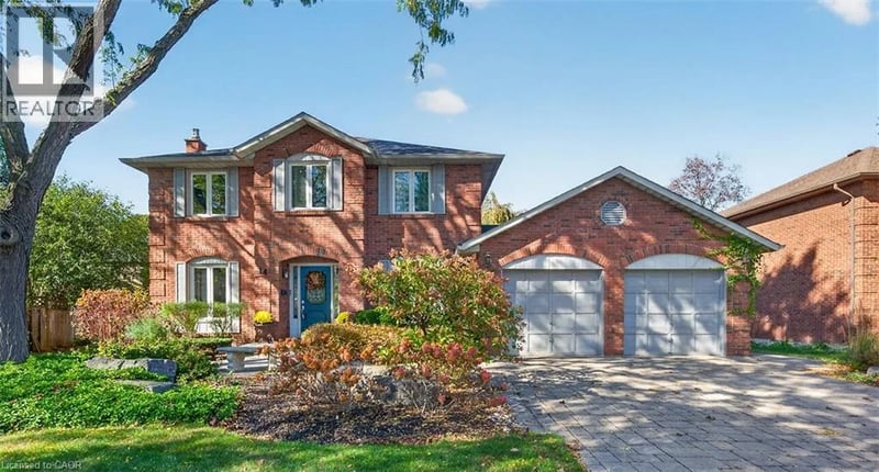14 COTTONWOOD Court, Ancaster, Ontario, L9G3W1, Ancaster, Ontario — photo 1 of 5