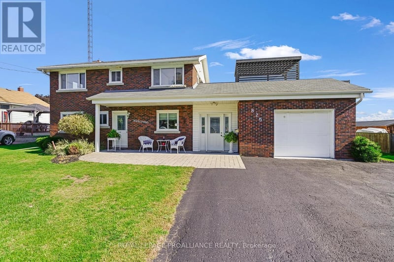 825 Joseph Street, Edwardsburgh/Cardinal, Ontario, K0E1E0, Edwardsburgh/Cardinal, Ontario — photo 1 of 5