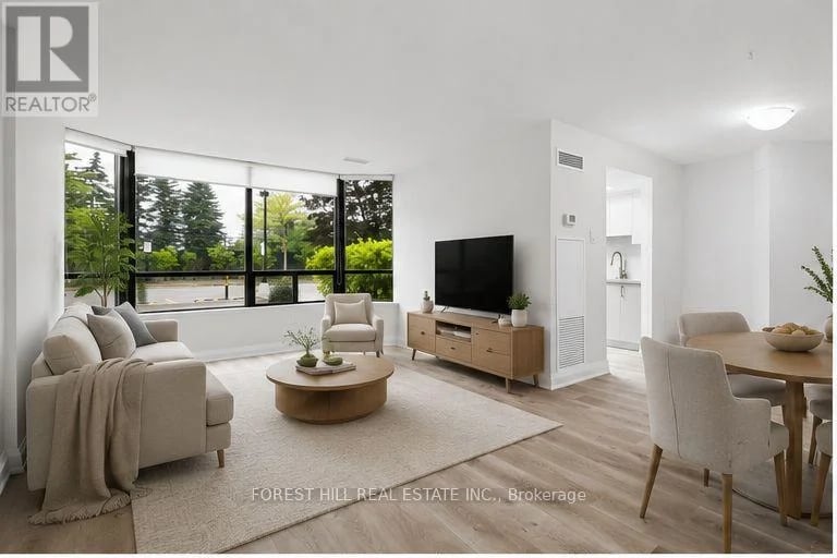 #101 7420 Bathurst Street, Vaughan (Brownridge), Ontario, L4J6X4, Vaughan (Brownridge), Ontario — photo 1 of 5