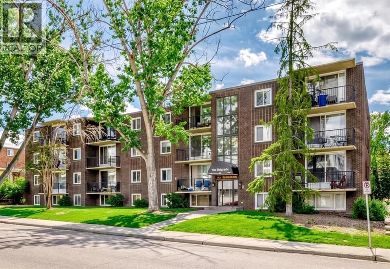 635 57 Avenue Southwest, Calgary, Alberta, T2V0H5, Calgary, Alberta — photo 1 of 5