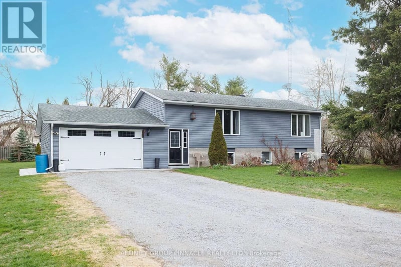 7 Hawk Street, Kawartha Lakes (Eldon), Ontario, K0M2T0, Kawartha Lakes (Eldon), Ontario — photo 1 of 5