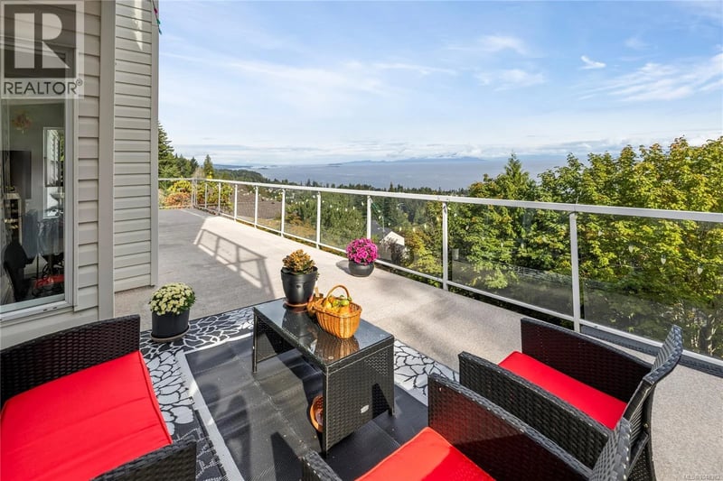 4975 Laguna Way, Nanaimo, British Columbia, V9T5L6, Nanaimo, British Columbia — photo 1 of 5