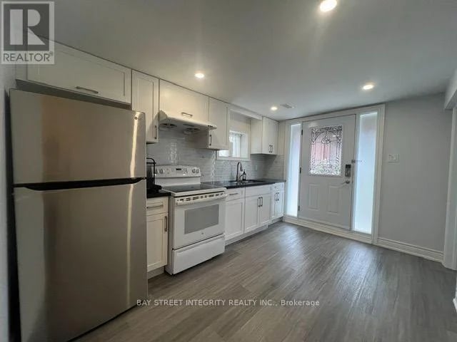 4736 Wild Rose Street, Mississauga (East Credit), Ontario, L5M5M6, Mississauga (East Credit), Ontario — photo 1 of 5