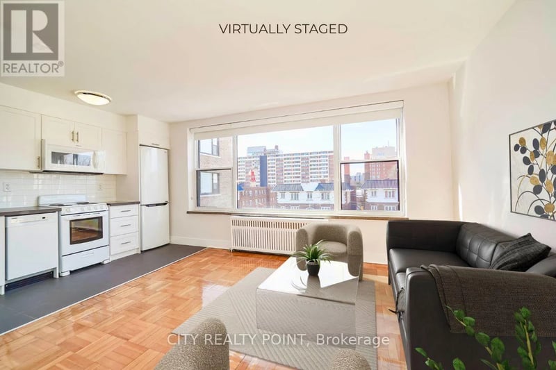 #108 1545 Bathurst Street, Toronto (Forest Hill South), Ontario, M5P3H6, Toronto (Forest Hill South), Ontario — photo 1 of 5