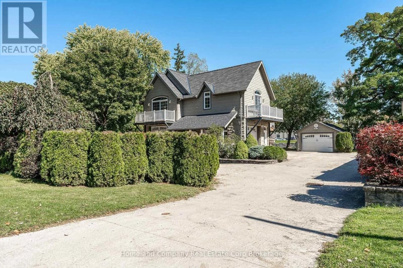 35 Thomas Street, St. Marys, Ontario, N4X1A2, St. Marys, Ontario — photo 1 of 5