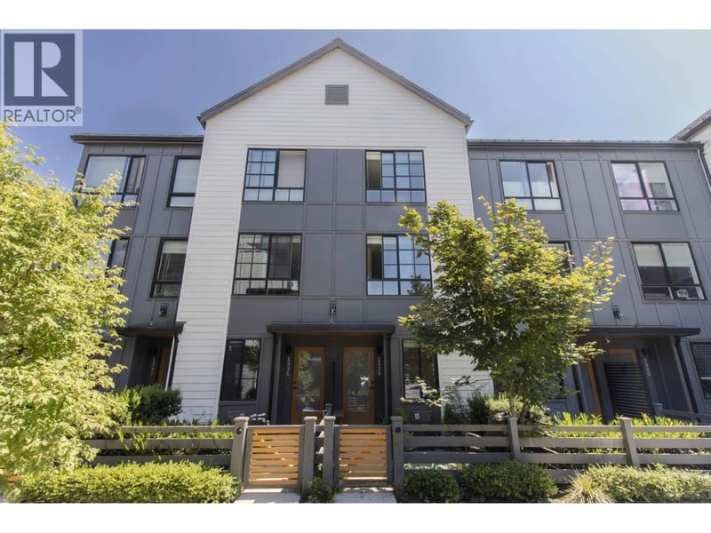 1329 HALYARD Place, Squamish, British Columbia, V8B2A1, Squamish, British Columbia — photo 1 of 5