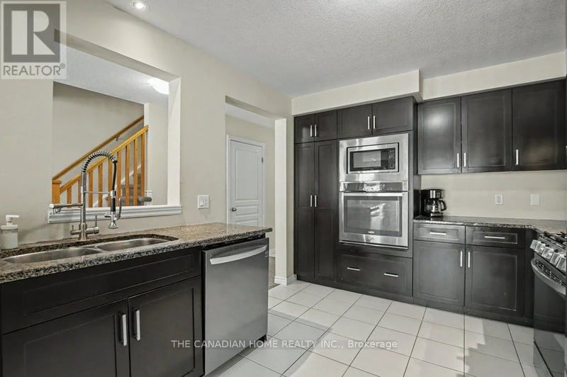 46 Jeffrey Drive, Guelph (Grange Road), Ontario, N1E0M4, Guelph (Grange Road), Ontario — photo 1 of 5