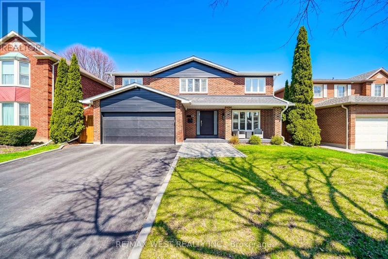 108 Poplar Heights Drive, Toronto (Edenbridge-Humber Valley), Ontario, M9A4Z4, Toronto (Edenbridge-Humber Valley), Ontario — photo 1 of 5