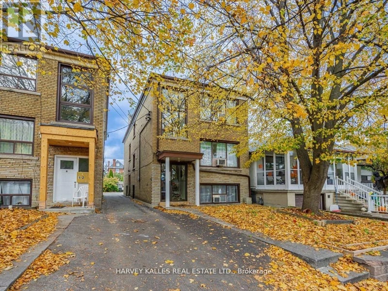 6 Carrington Avenue, Toronto (Caledonia-Fairbank), Ontario, M6E2C3, Toronto (Caledonia-Fairbank), Ontario — photo 1 of 5