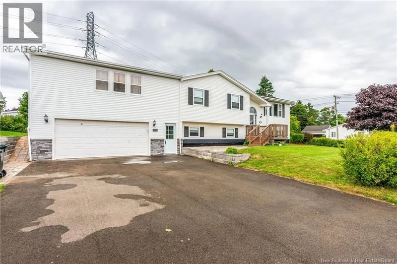 111 Scotiaview Drive, Saint John, New Brunswick, E2M4E9, Saint John, New Brunswick — photo 1 of 5