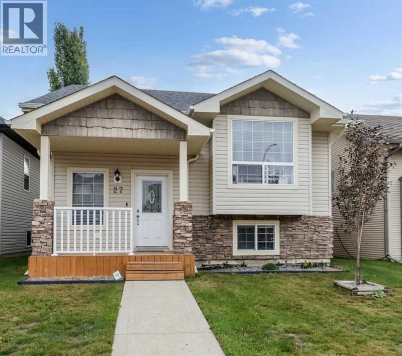 27 Vickers Close, Red Deer, Alberta, T4R0E6, Red Deer, Alberta — photo 1 of 5
