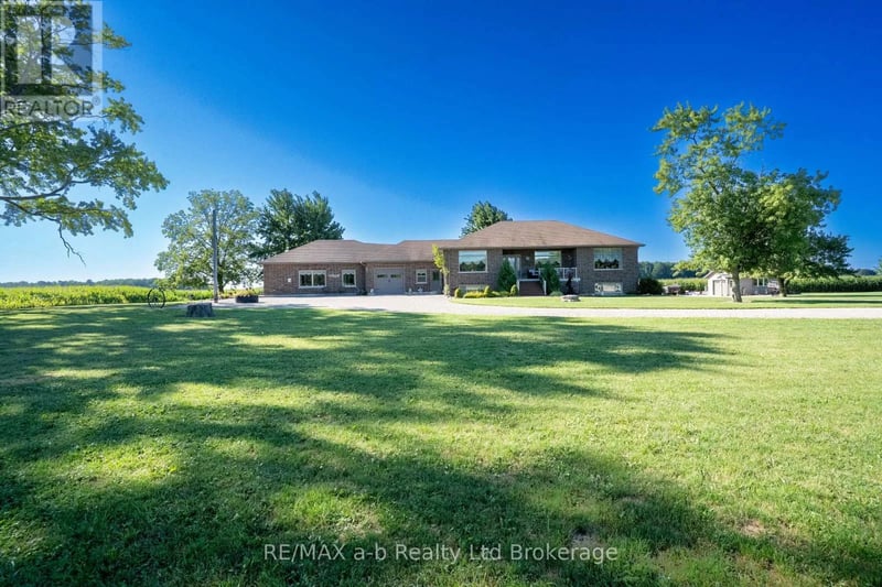 324500 Mount Elgin Road, South-West Oxford, Ontario, N0J1N0, South-West Oxford, Ontario — photo 1 of 5