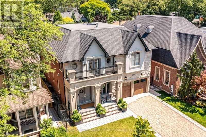 29 Oakwood Avenue South, Mississauga (Port Credit), Ontario, L5G3L2, Mississauga (Port Credit), Ontario — photo 1 of 5