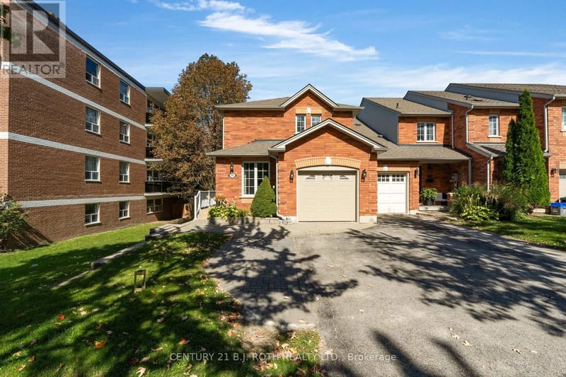 102 Holgate Street, Barrie (Allandale), Ontario, L4N2T9, Barrie (Allandale), Ontario — photo 1 of 5