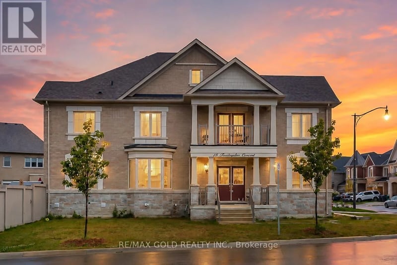 15 Farringdon Crescent, Brampton (Northwest Brampton), Ontario, L7A4Z5, Brampton (Northwest Brampton), Ontario — photo 1 of 5