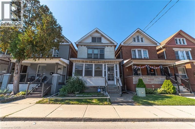 35 SHERMAN Avenue North, Hamilton, Ontario, L8L6L9, Hamilton, Ontario — photo 1 of 5