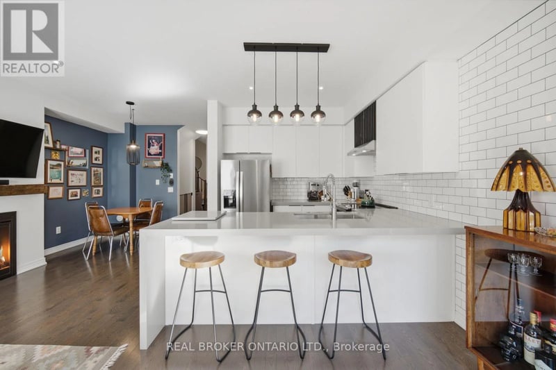 65 Blackwell Crescent, Bradford West Gwillimbury (Bradford), Ontario, L3Z4L3, Bradford West Gwillimbury (Bradford), Ontario — photo 1 of 5