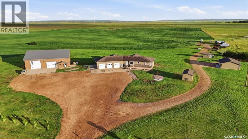 Newsham Acreage, Wheatlands Rm No. 163, Saskatchewan, S0H3E0, Wheatlands Rm No. 163, Saskatchewan — photo 1 of 5