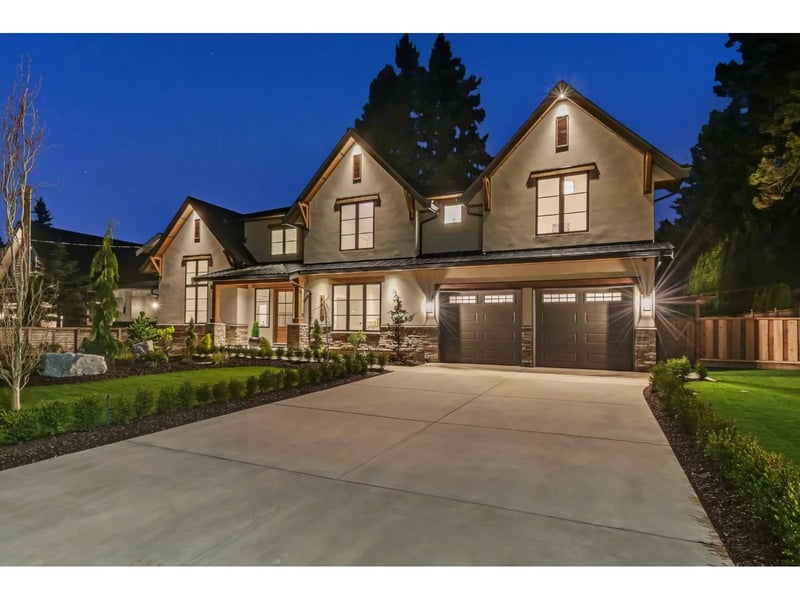 4560 198 Street, Langley, British Columbia, V3A1E8, Langley, British Columbia — photo 1 of 5