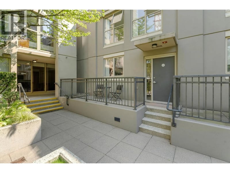 #TH9 969 RICHARDS Street, Vancouver, British Columbia, V6B1A8, Vancouver, British Columbia — photo 1 of 5