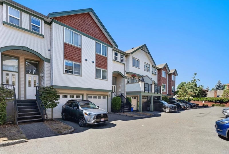 #24 9470 HAZEL Street, Chilliwack, British Columbia, V2P5N1, Chilliwack, British Columbia — photo 1 of 5