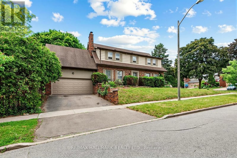 691 Conacher Drive, Toronto (Newtonbrook East), Ontario, M2M3N4, Toronto (Newtonbrook East), Ontario — photo 1 of 5