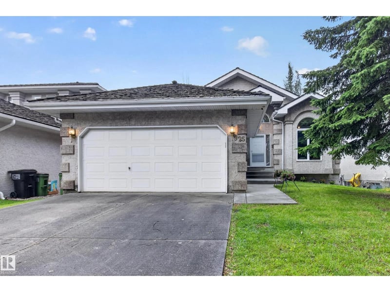 925 BURROWS CR NW, Edmonton, Alberta, T6R2L3, Edmonton, Alberta — photo 1 of 5