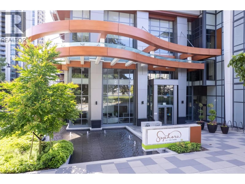 #PH4004 1182 WESTWOOD Street, Coquitlam, British Columbia, V3B0T9, Coquitlam, British Columbia — photo 1 of 5