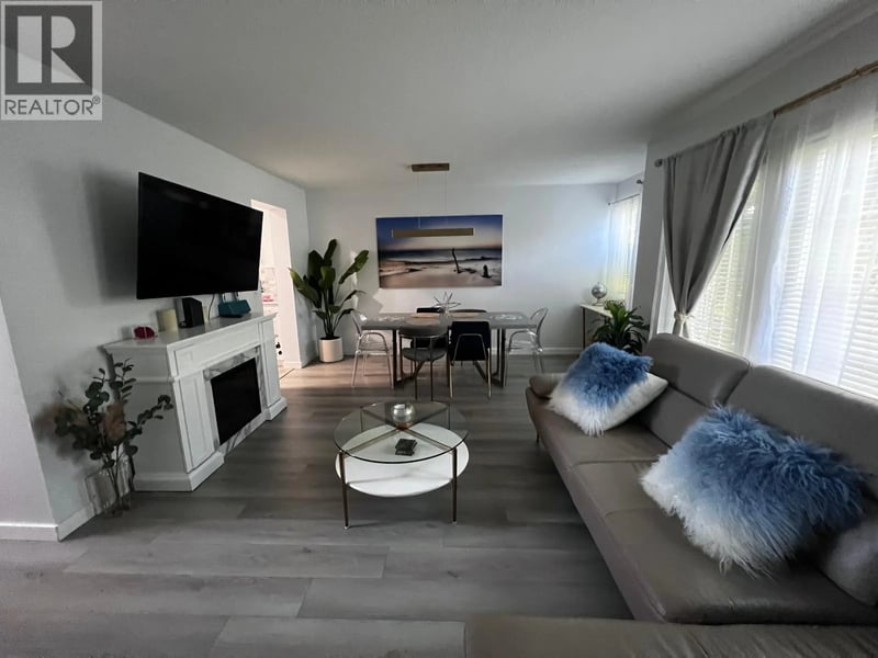 #14 2020 Robson Place, Kamloops, British Columbia, V2C2N2, Kamloops, British Columbia — photo 1 of 5