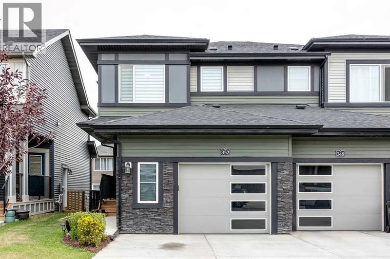 352 Creekrun Crescent Southwest, Airdrie, Alberta, T4B5J8, Airdrie, Alberta — photo 1 of 5