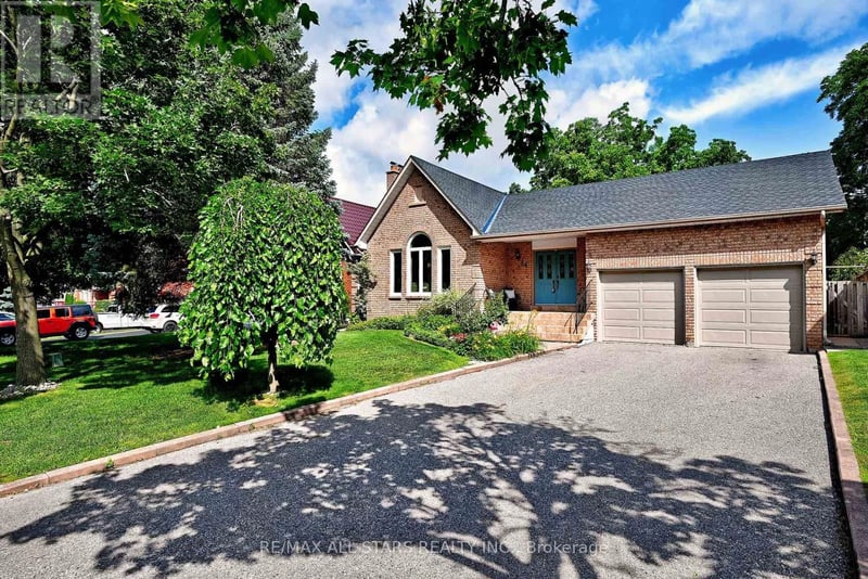 34 Captain Armstrong Lane, Markham (Sherwood-Amberglen), Ontario, L3P3C9, Markham (Sherwood-Amberglen), Ontario — photo 1 of 5