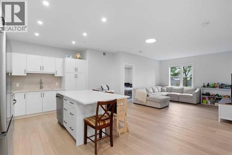 81 Arbour Lake View Northwest, Calgary, Alberta, T3G0H4, Calgary, Alberta — photo 1 of 5