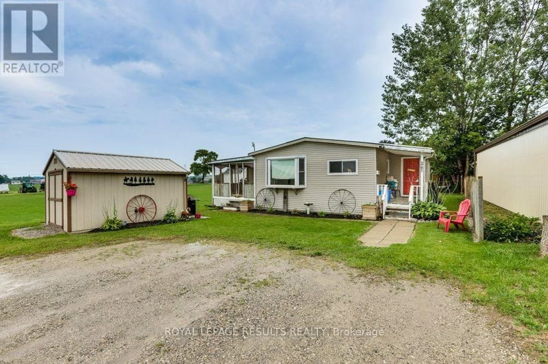 24 Pineview Avenue, Malahide, Ontario, N0L2J0, Malahide, Ontario — photo 1 of 5