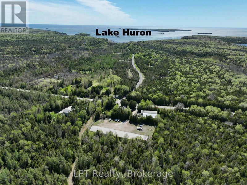 158 Stokes Bay Road, Northern Bruce Peninsula, Ontario, N0H1W0, Northern Bruce Peninsula, Ontario — photo 1 of 5