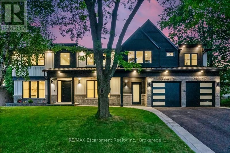 319 Beechfield Road, Oakville (FD Ford), Ontario, L6J5H9, Oakville (FD Ford), Ontario — photo 1 of 5
