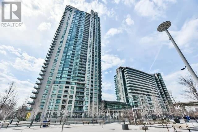 #3709 215 Fort York Boulevard, Toronto (Waterfront Communities), Ontario, M5V4A2, Toronto (Waterfront Communities), Ontario — photo 1 of 5